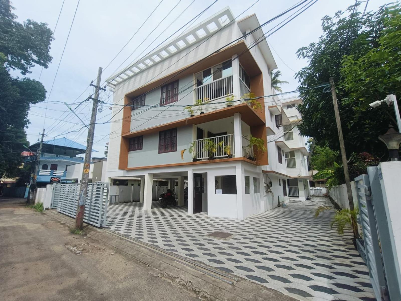 West Darshan Apartments And Villas Thiruvananthapuram Екстериор снимка